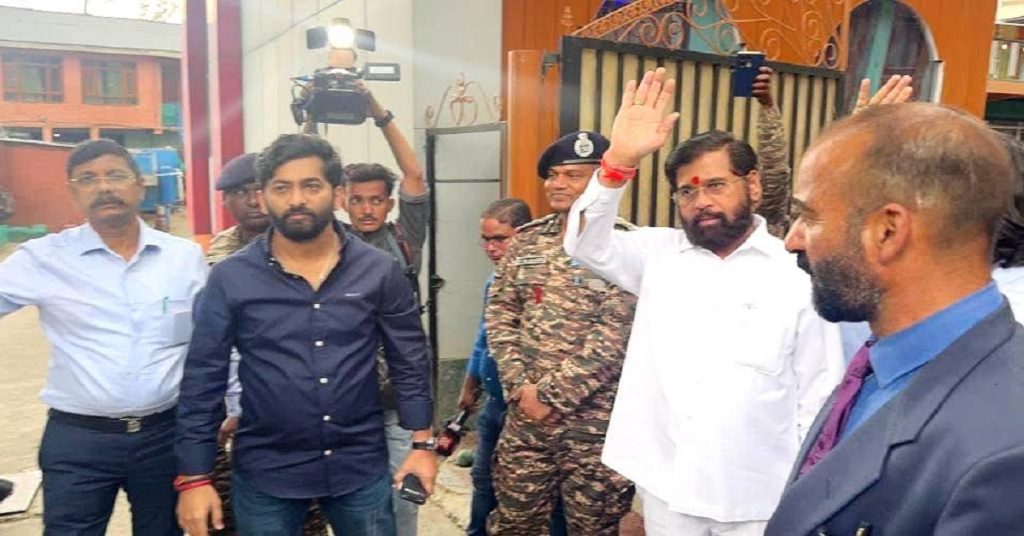 हम डरेंगे नही और हम हटेंगे भी नही — अभिजीत दरेकर