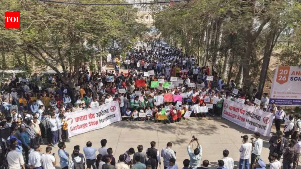 एमआयटी-एडीटीच्या विद्यार्थ्यांनी नदीपात्रातील कचऱ्याचा प्रवेश बंद केल्याने 1.5 लाख रहिवाशांवर कचऱ्याचे संकट ओढवले