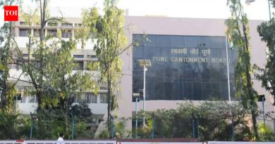 आर्थिक संकटाच्या पार्श्वभूमीवर अतिरिक्त संरक्षण सचिवांनी PCB चा आढावा घेतला