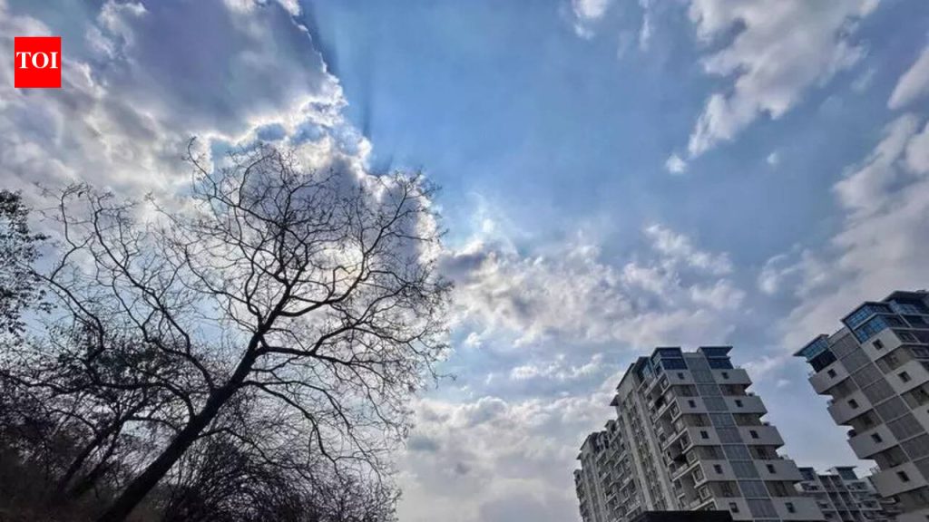 महाराष्ट्राच्या काही भागात वादळी वाऱ्याची शक्यता, शहरात अद्याप पाऊस नाही