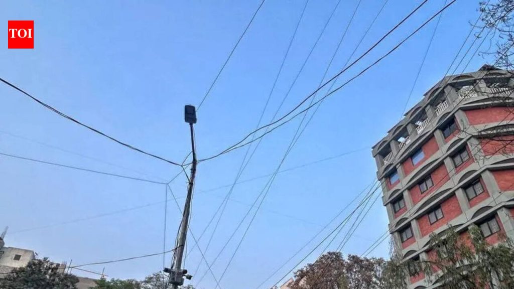 हैदराबाद मॉडेलवर अवलंबून राहण्यासाठी ओव्हरहेड केबल्सबाबत पीएमसीचे येऊ घातलेले धोरण